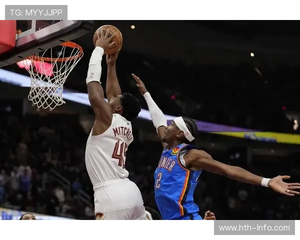 亚历山大罚球连续114场得分20+，雷霆半场领先骑士15分